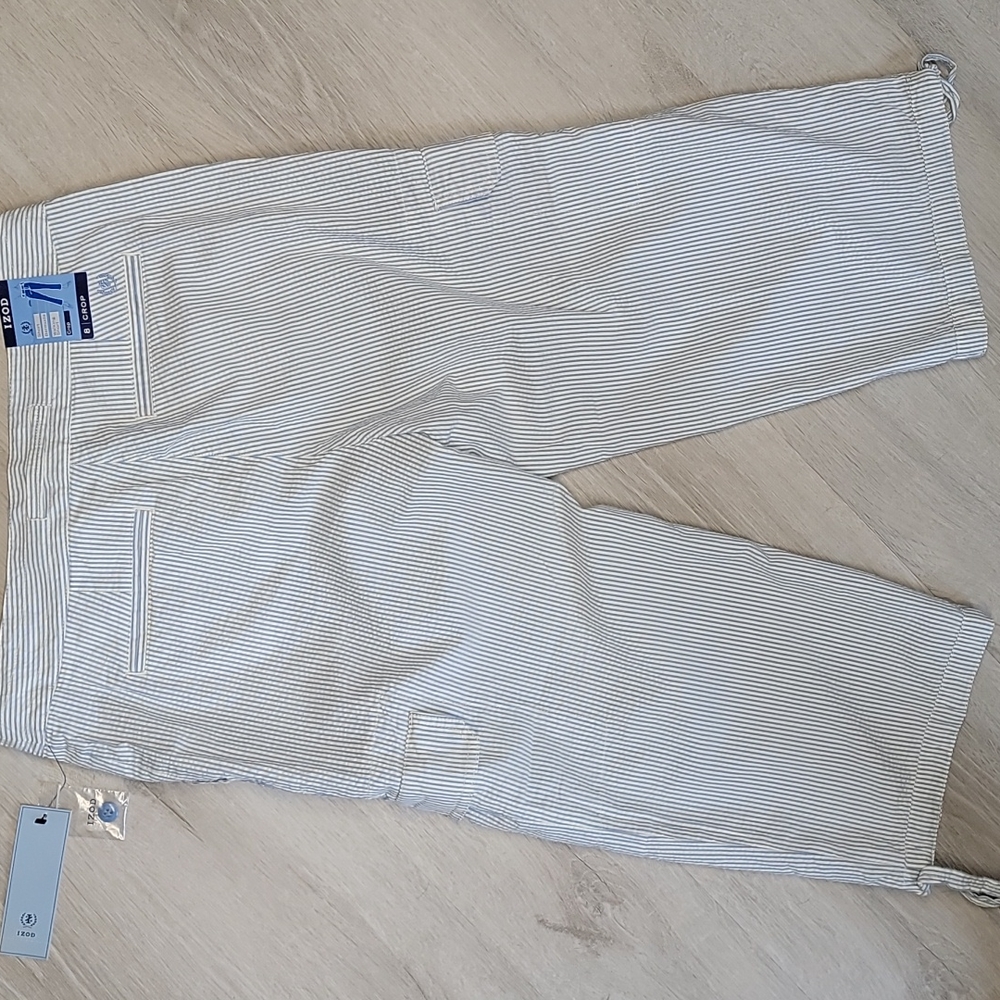 IZOD ladies blue and white striped size 8 Bermuda Shorts NWT [21] - Picture 7 of 12
